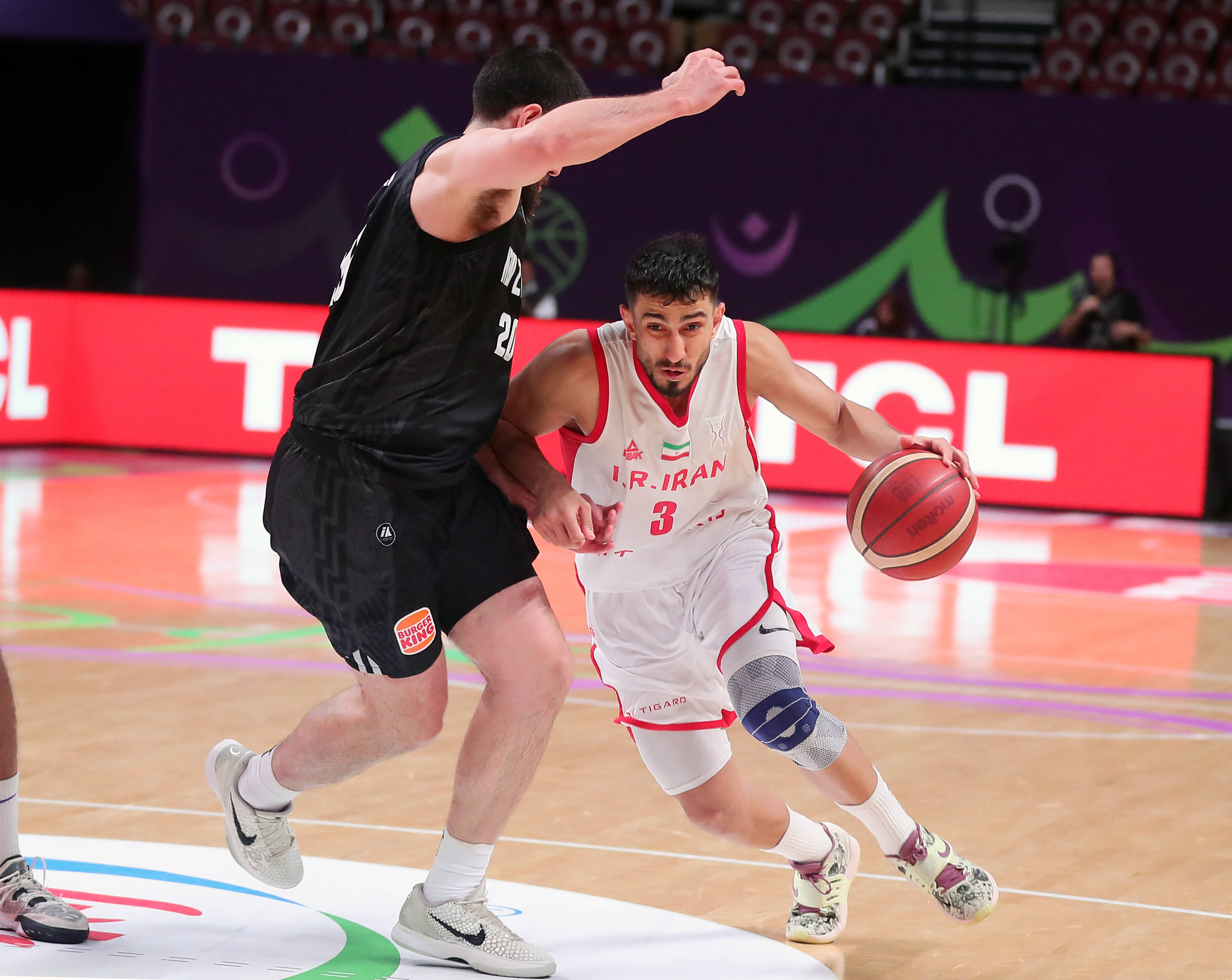 亚洲地区篮球盛事的最新报道